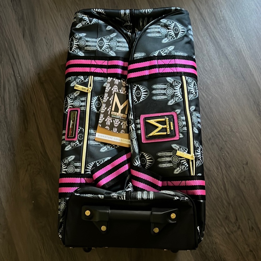Mia Toro luggage Italy rolling on wheels carry on love astrology hand